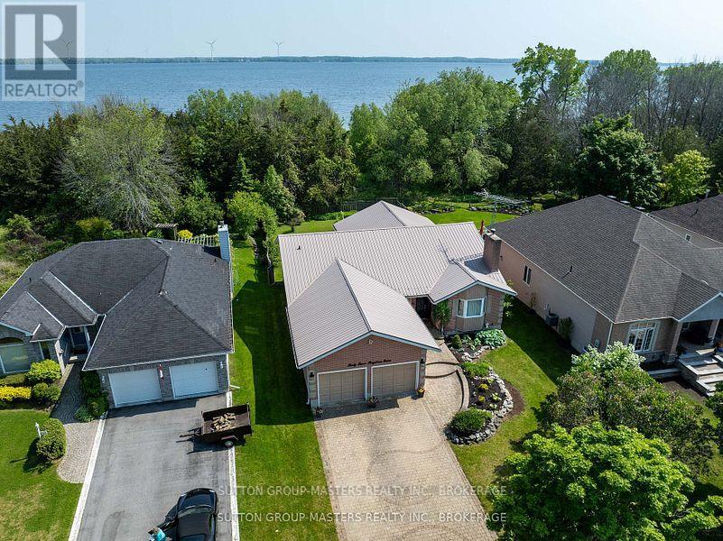 47 Bayshore Drive, Loyalist (Bath), Ontario  K0H 1G0 - Photo 2 - X12412793