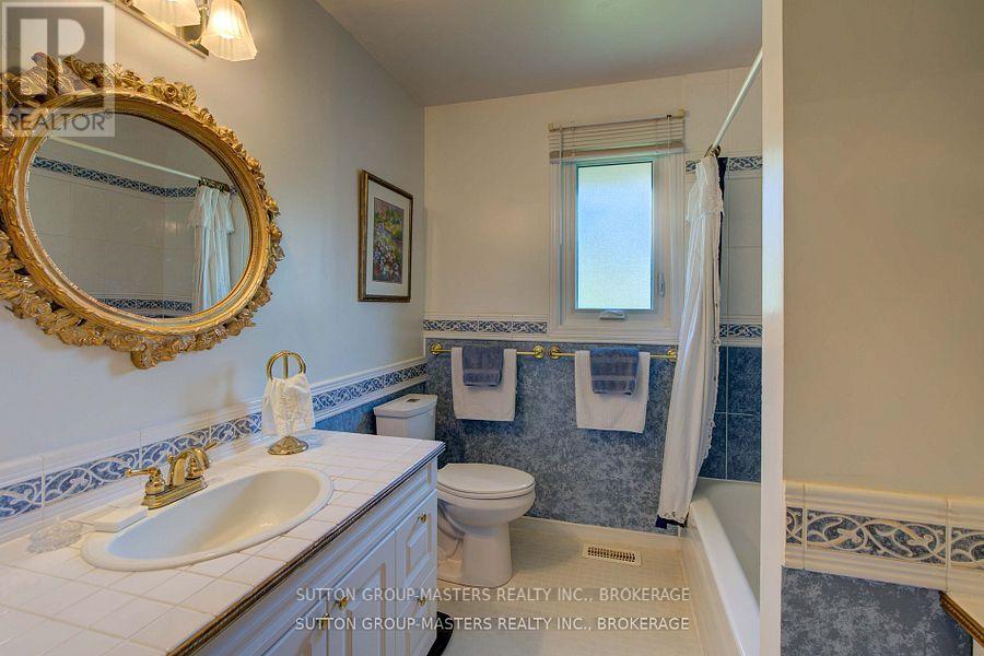 47 Bayshore Drive, Loyalist (Bath), Ontario  K0H 1G0 - Photo 40 - X12412793