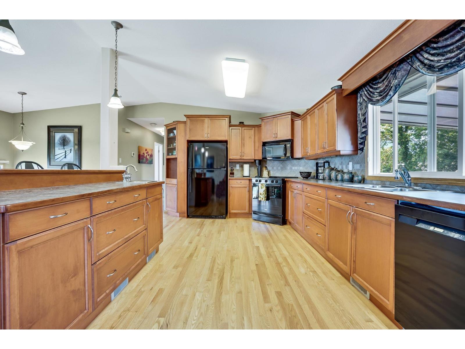6075 Glengarry Drive, Sardis South, Chilliwack, British Columbia  V2R 3G7 - Photo 7 - R3049501