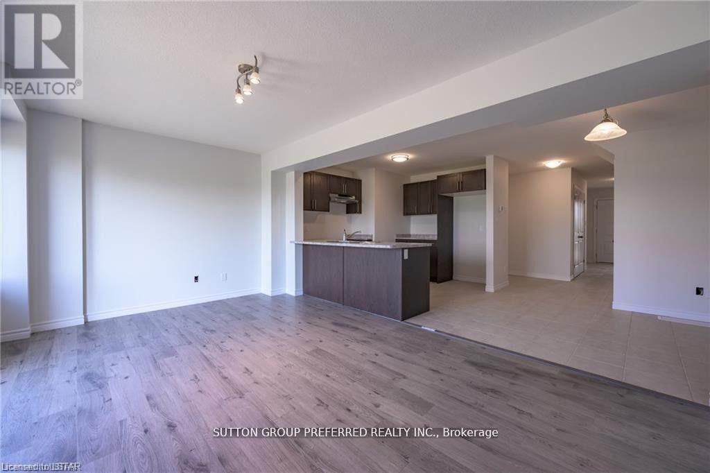 3948 Mia Avenue, London South, Ontario  N6L 0H4 - Photo 12 - X12412894