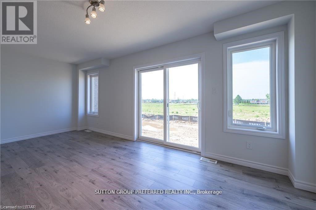 3948 Mia Avenue, London South, Ontario  N6L 0H4 - Photo 13 - X12412894