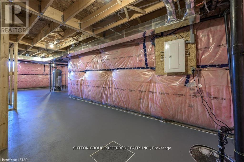 3948 Mia Avenue, London South, Ontario  N6L 0H4 - Photo 30 - X12412894