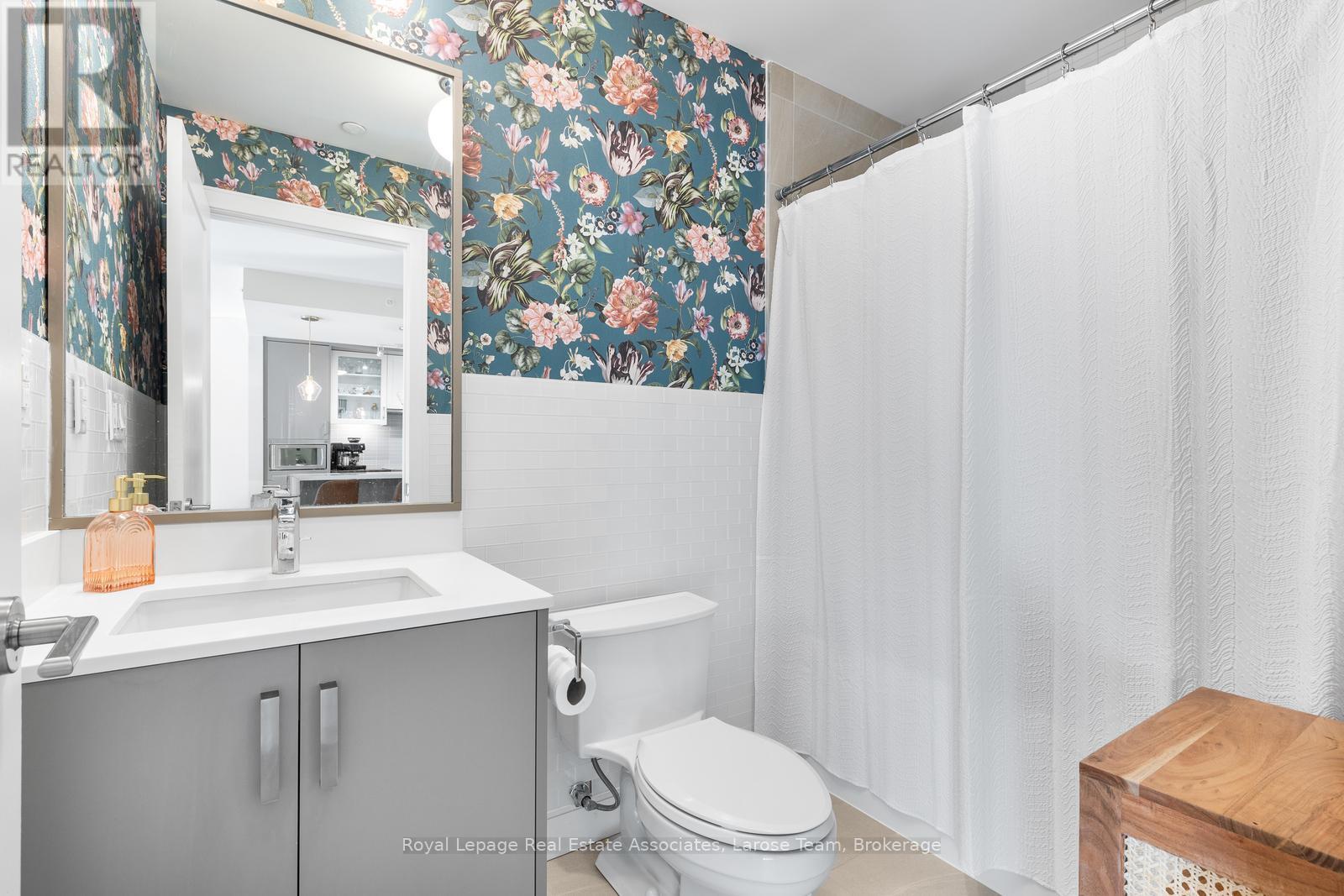 235 - 1575 Lakeshore Road W, Mississauga (Clarkson), Ontario  L5J 0B1 - Photo 17 - W12412484