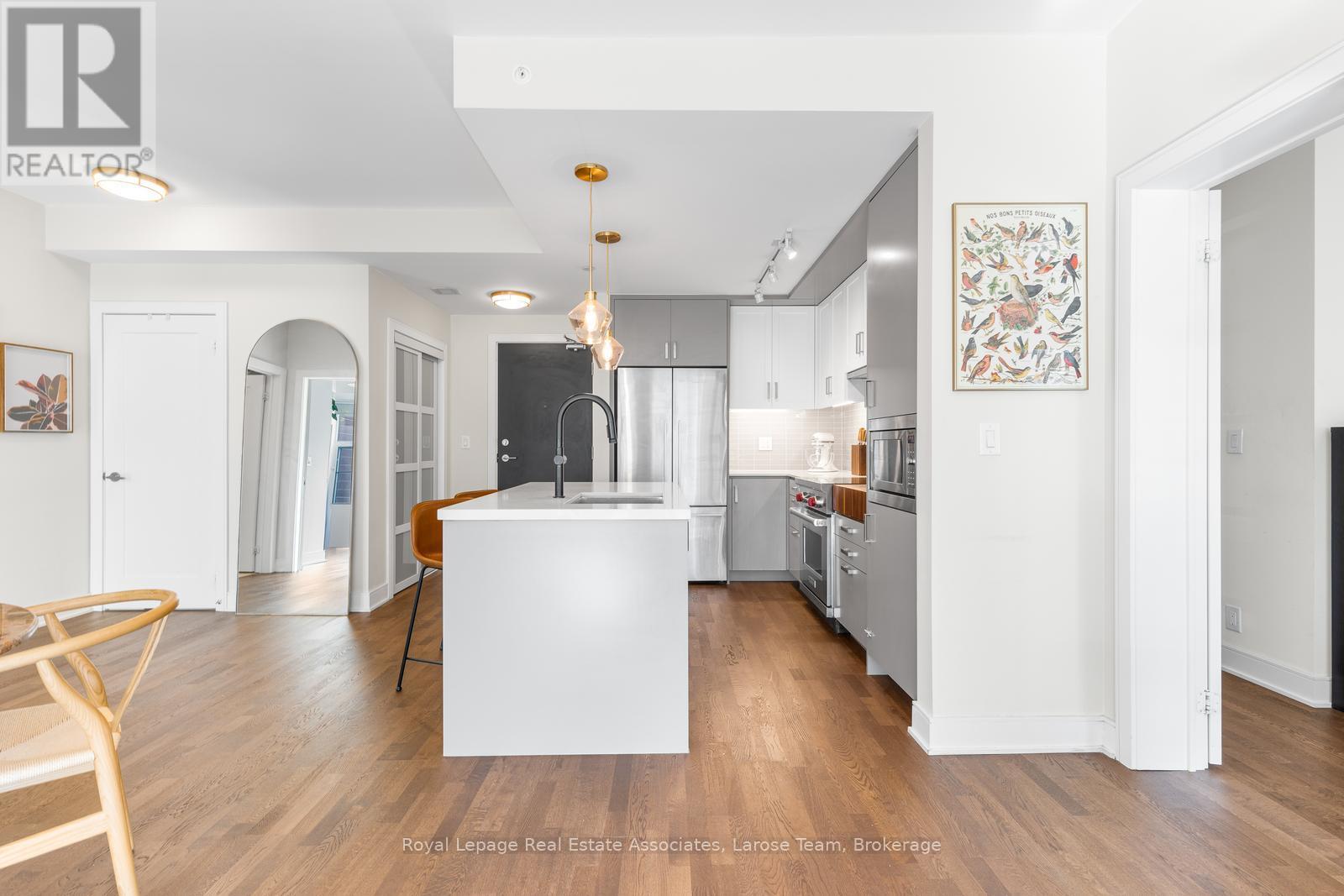 235 - 1575 Lakeshore Road W, Mississauga (Clarkson), Ontario  L5J 0B1 - Photo 5 - W12412484