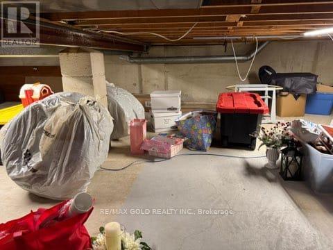 31 Cathedral Road, Brampton, Ontario  L6W 2P1 - Photo 18 - W12412537