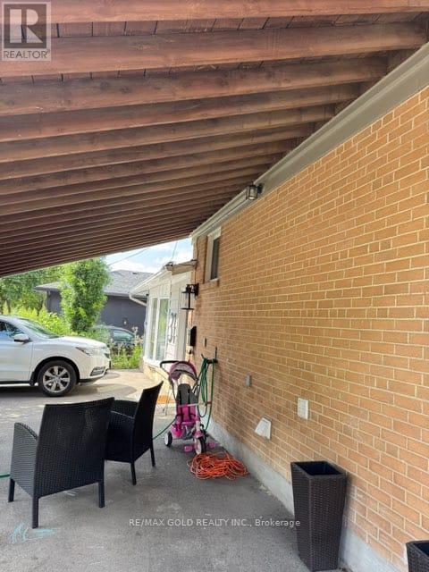 31 Cathedral Road, Brampton, Ontario  L6W 2P1 - Photo 28 - W12412537