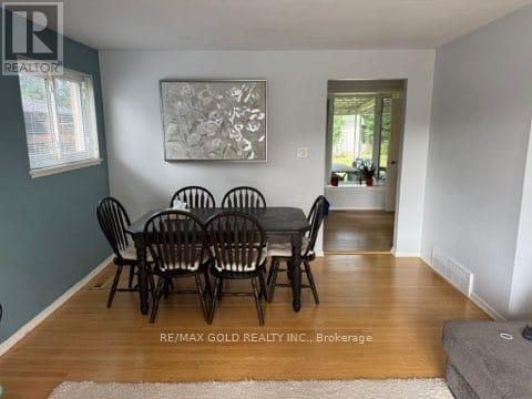 31 Cathedral Road, Brampton, Ontario  L6W 2P1 - Photo 4 - W12412537
