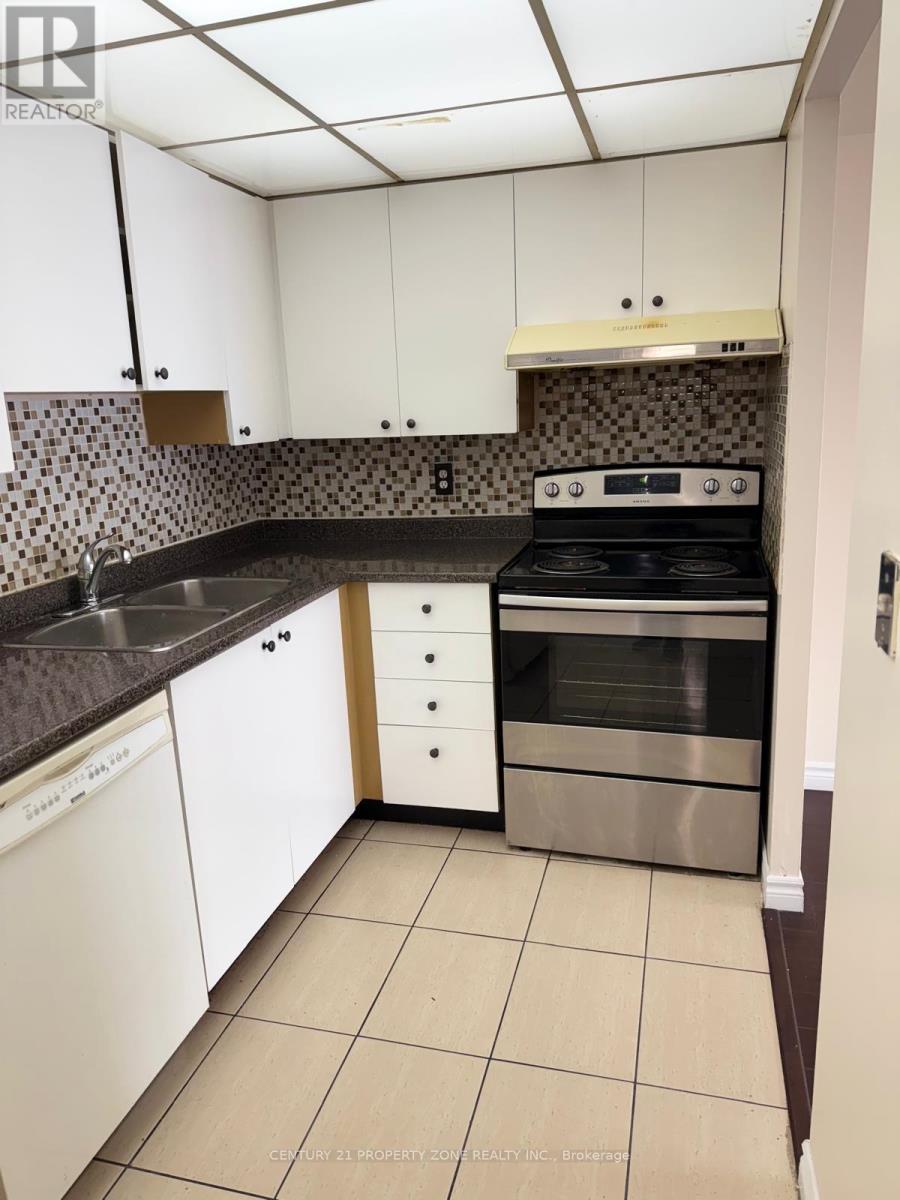 2113 - 145 Hillcrest Avenue, Mississauga, Ontario  L5B 3Z1 - Photo 1 - W12412561
