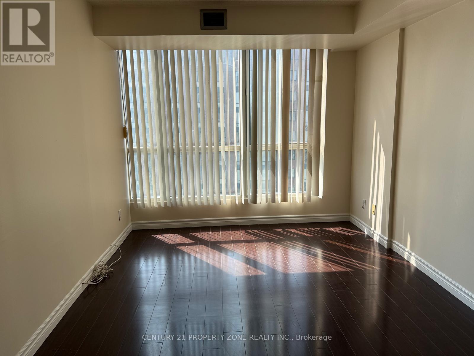 2113 - 145 Hillcrest Avenue, Mississauga, Ontario  L5B 3Z1 - Photo 38 - W12412561