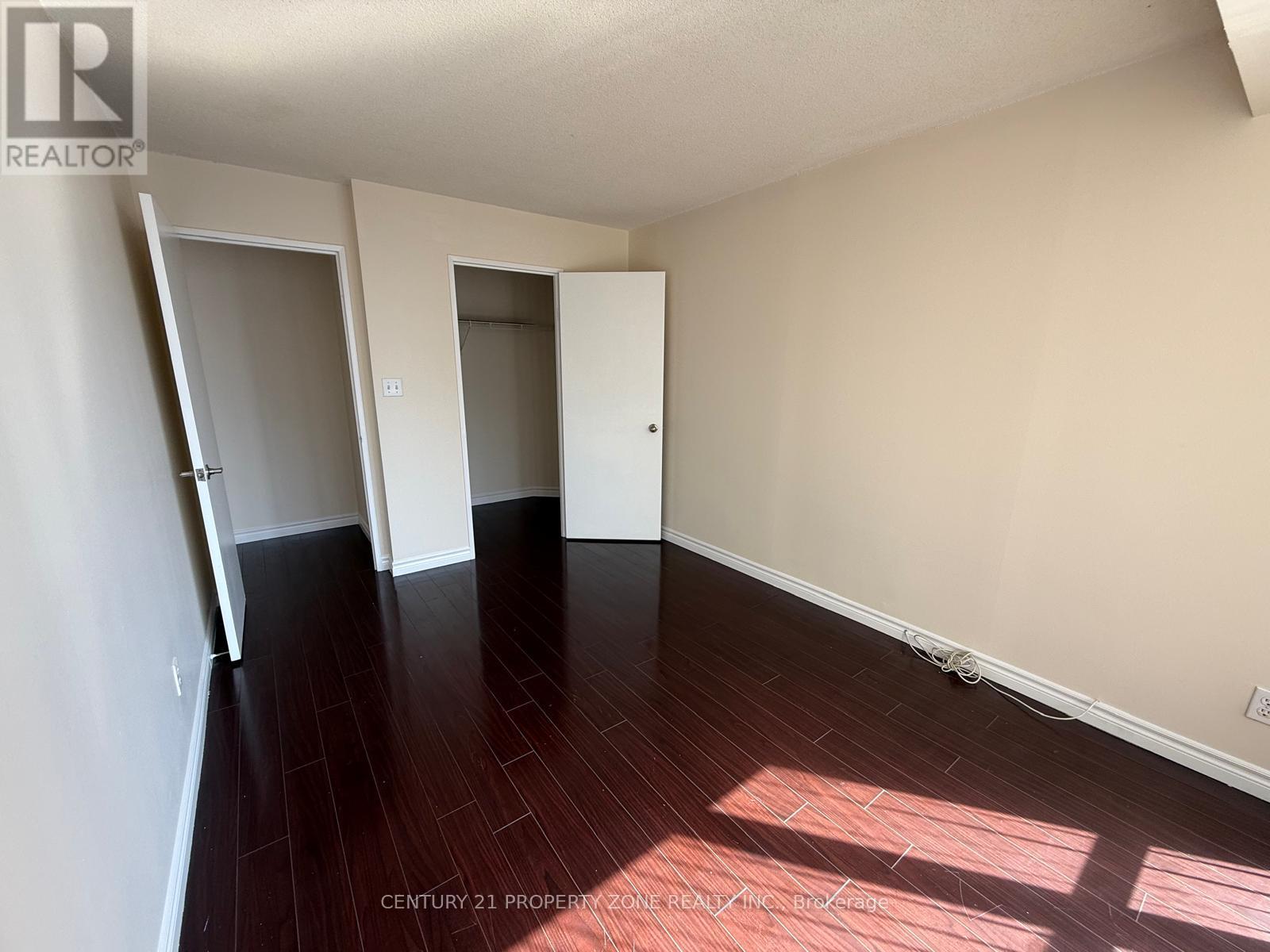 2113 - 145 Hillcrest Avenue, Mississauga, Ontario  L5B 3Z1 - Photo 39 - W12412561