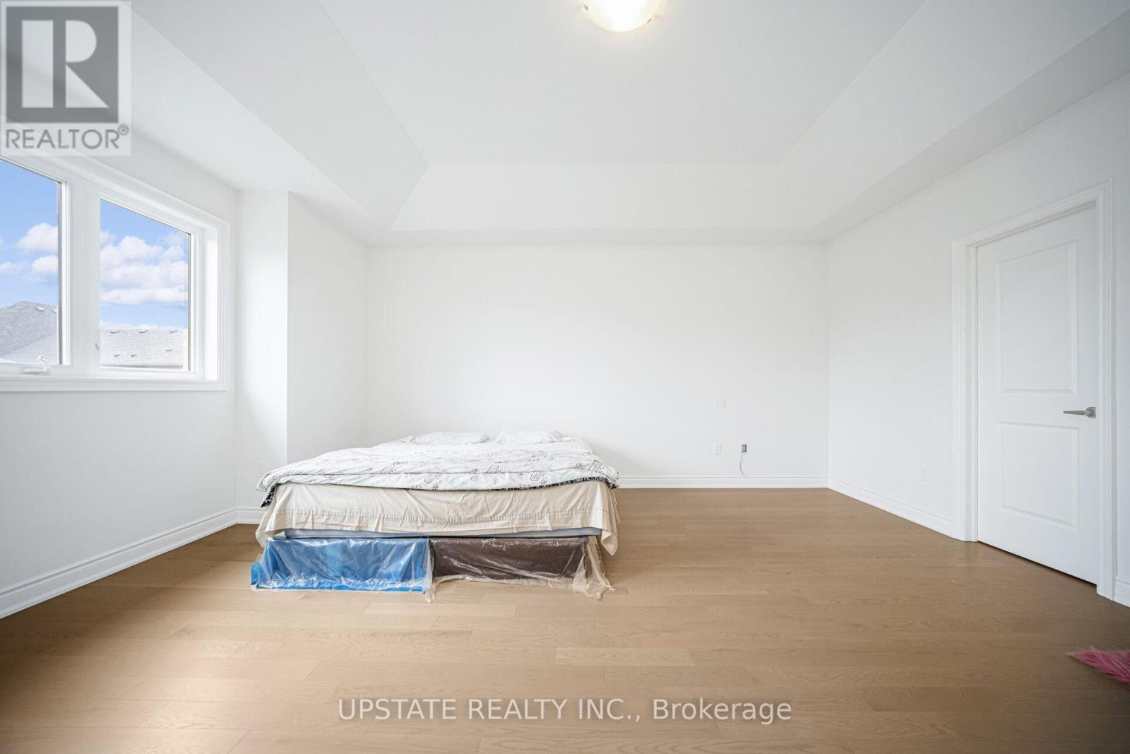 7 James Walker Avenue, Caledon, Ontario  L7C 4M9 - Photo 21 - W12412643
