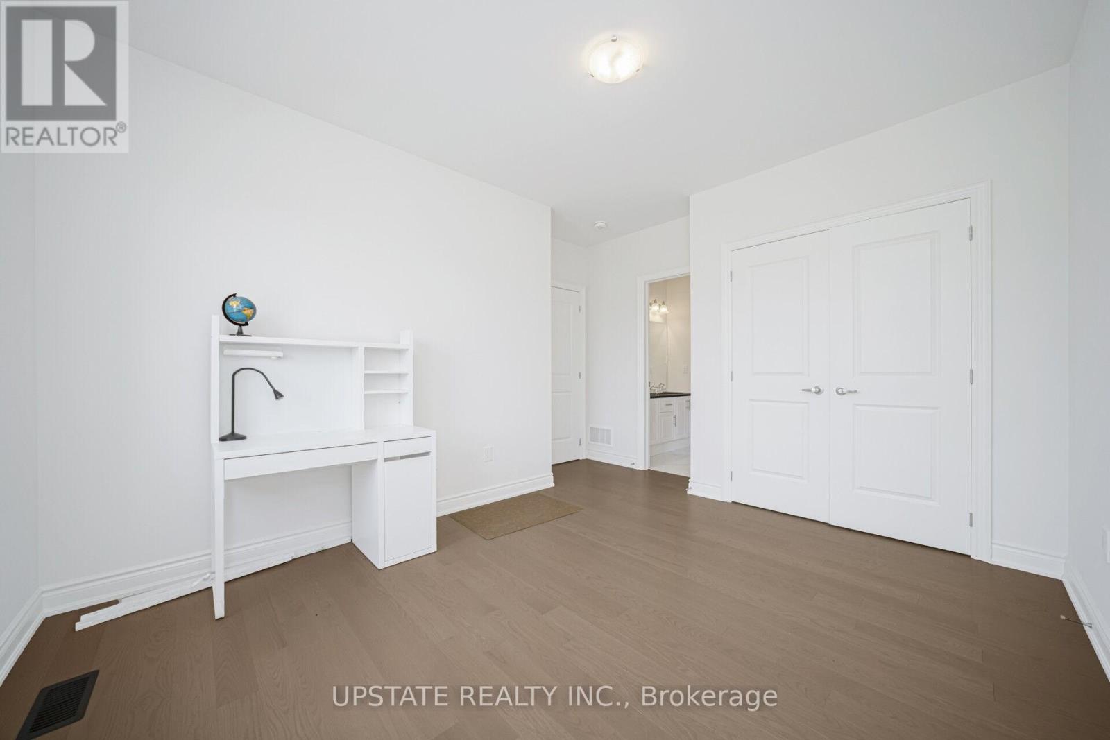7 James Walker Avenue, Caledon, Ontario  L7C 4M9 - Photo 41 - W12412643