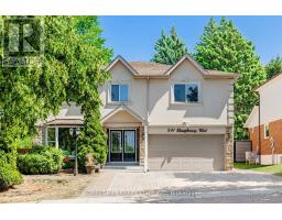 241 SHAUGHNESSY BOULEVARD, Toronto, Ontario