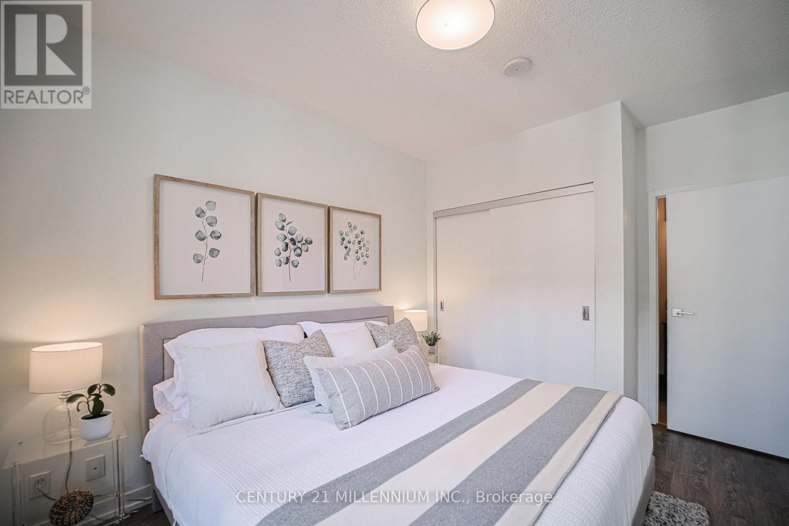 405 - 89 Dunfield Avenue, Toronto, Ontario  M4S 0A4 - Photo 13 - C12412723