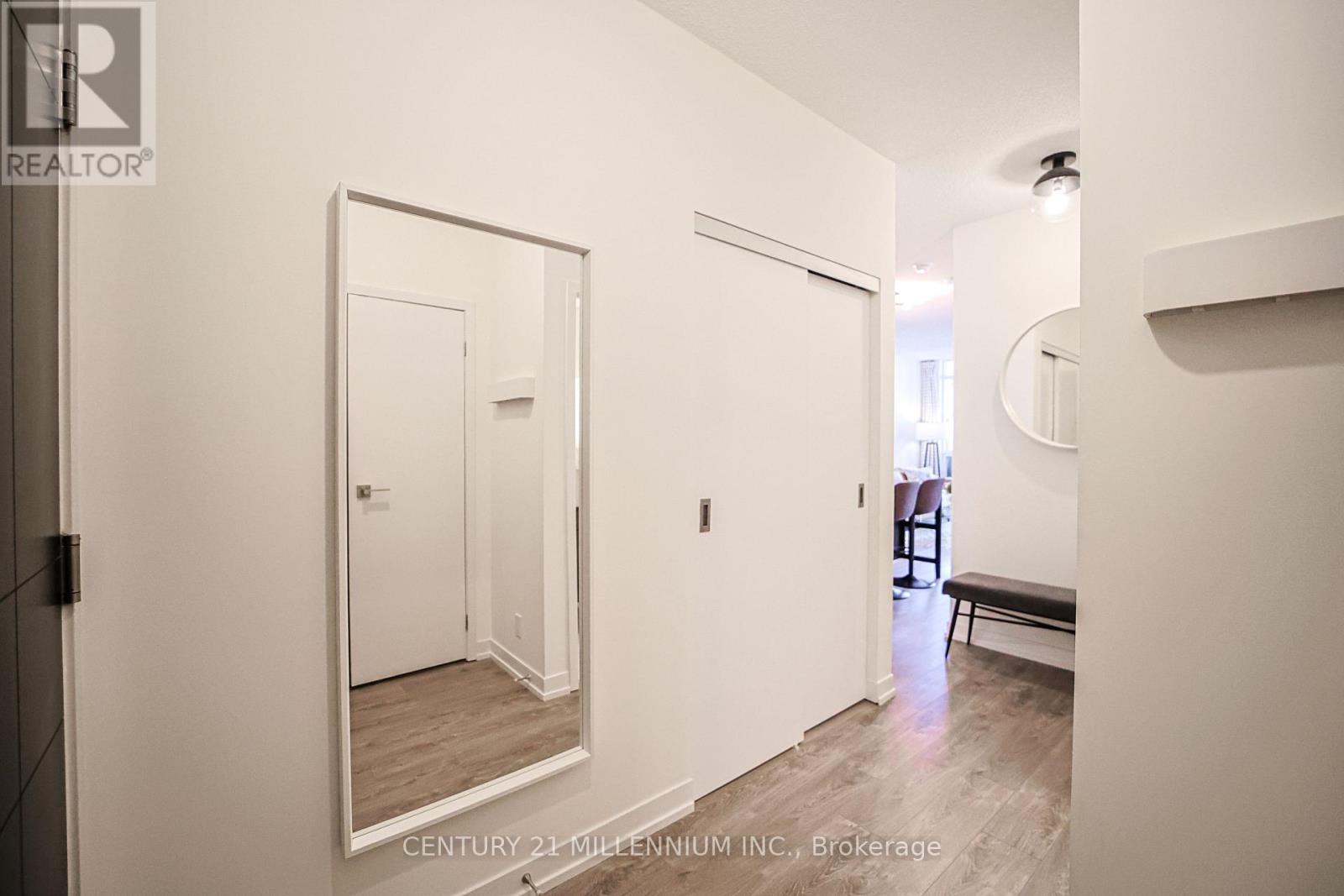 405 - 89 Dunfield Avenue, Toronto, Ontario  M4S 0A4 - Photo 3 - C12412723