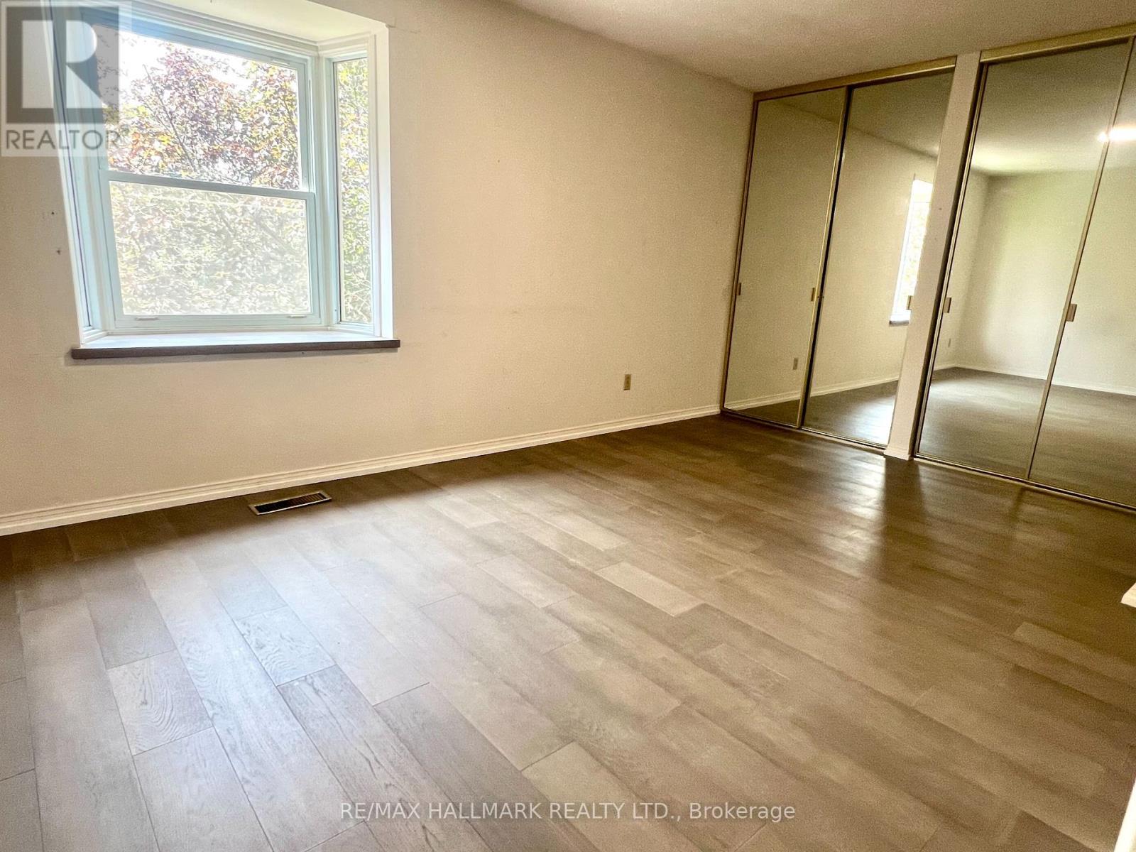 1 Red Maple Court, Toronto, Ontario  M2K 2T4 - Photo 10 - C12412737