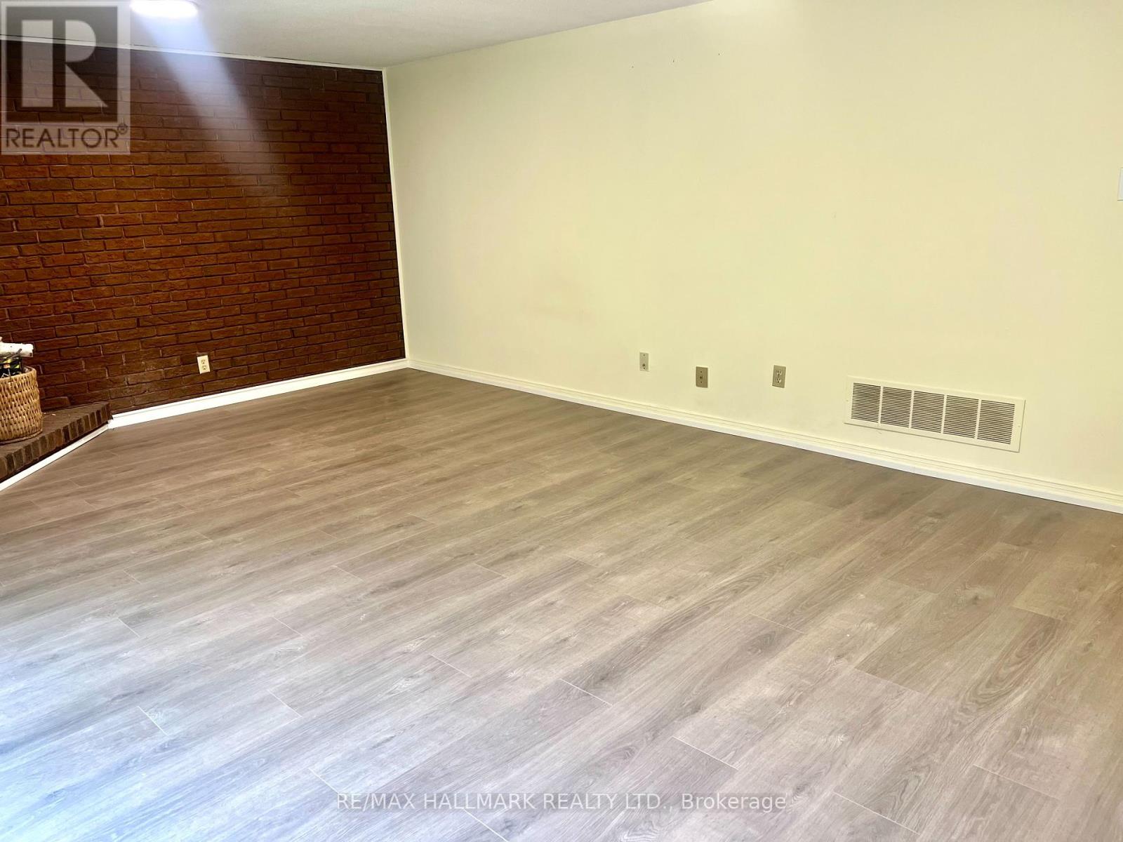 1 Red Maple Court, Toronto, Ontario  M2K 2T4 - Photo 17 - C12412737