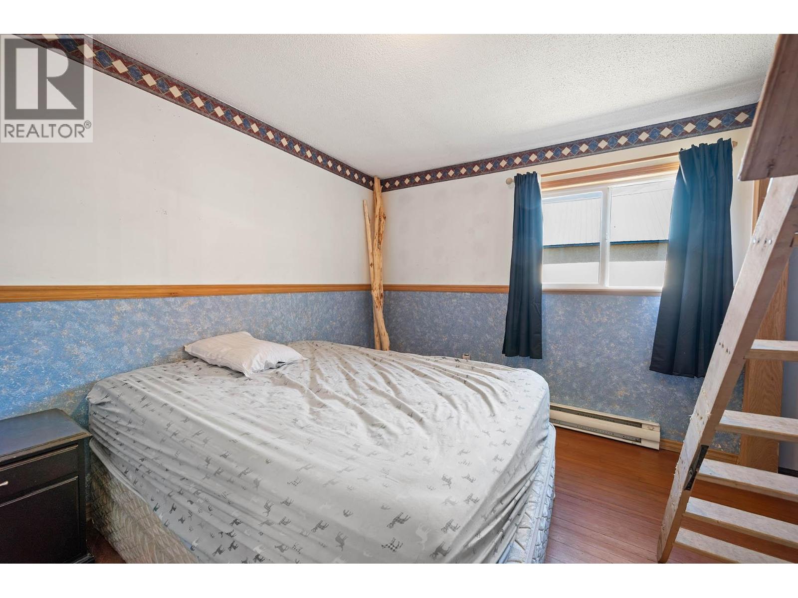 817 Main Street, Blue River, British Columbia  V0E 1J0 - Photo 15 - 10363269