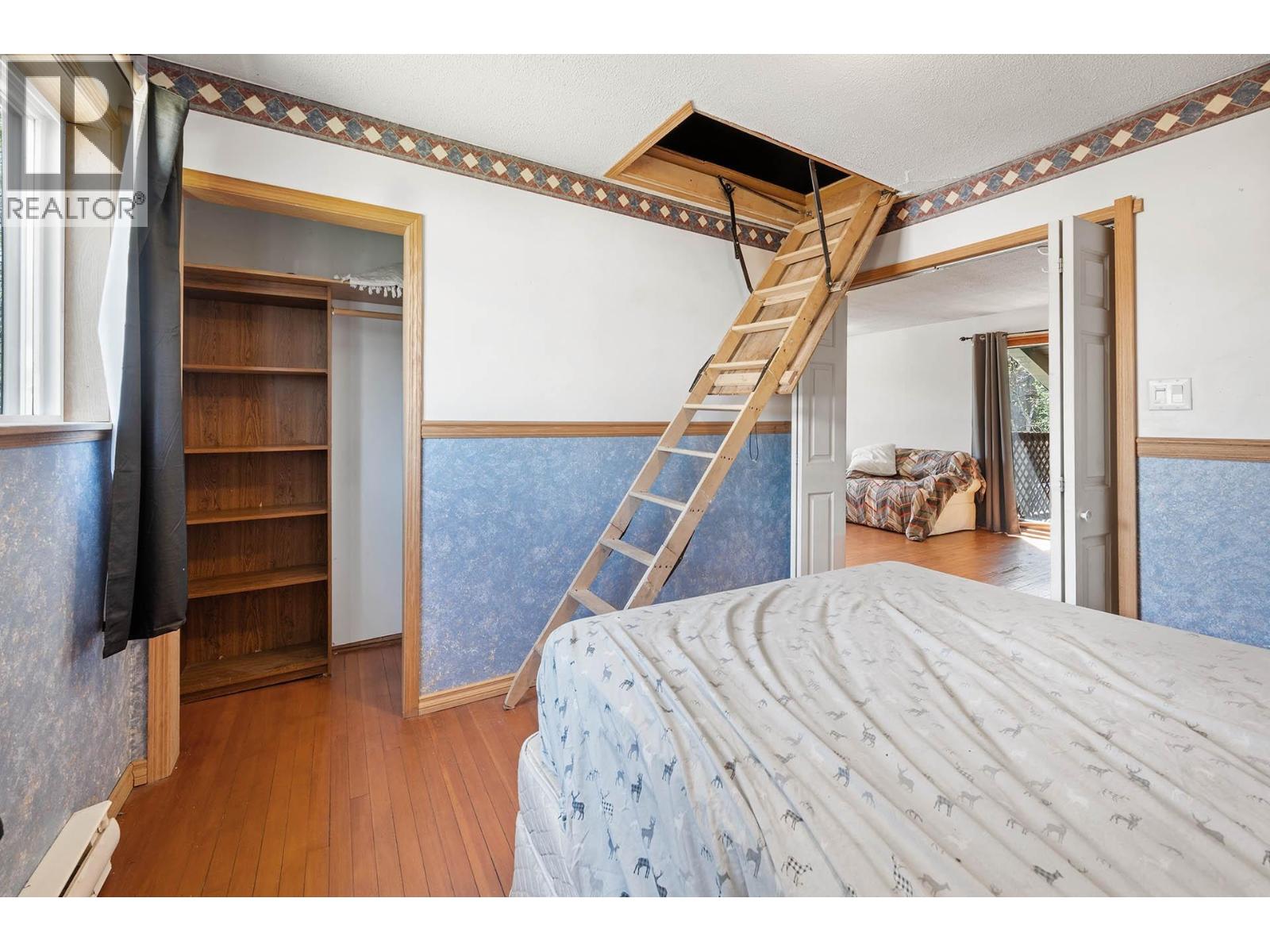 817 Main Street, Blue River, British Columbia  V0E 1J0 - Photo 14 - 10363269