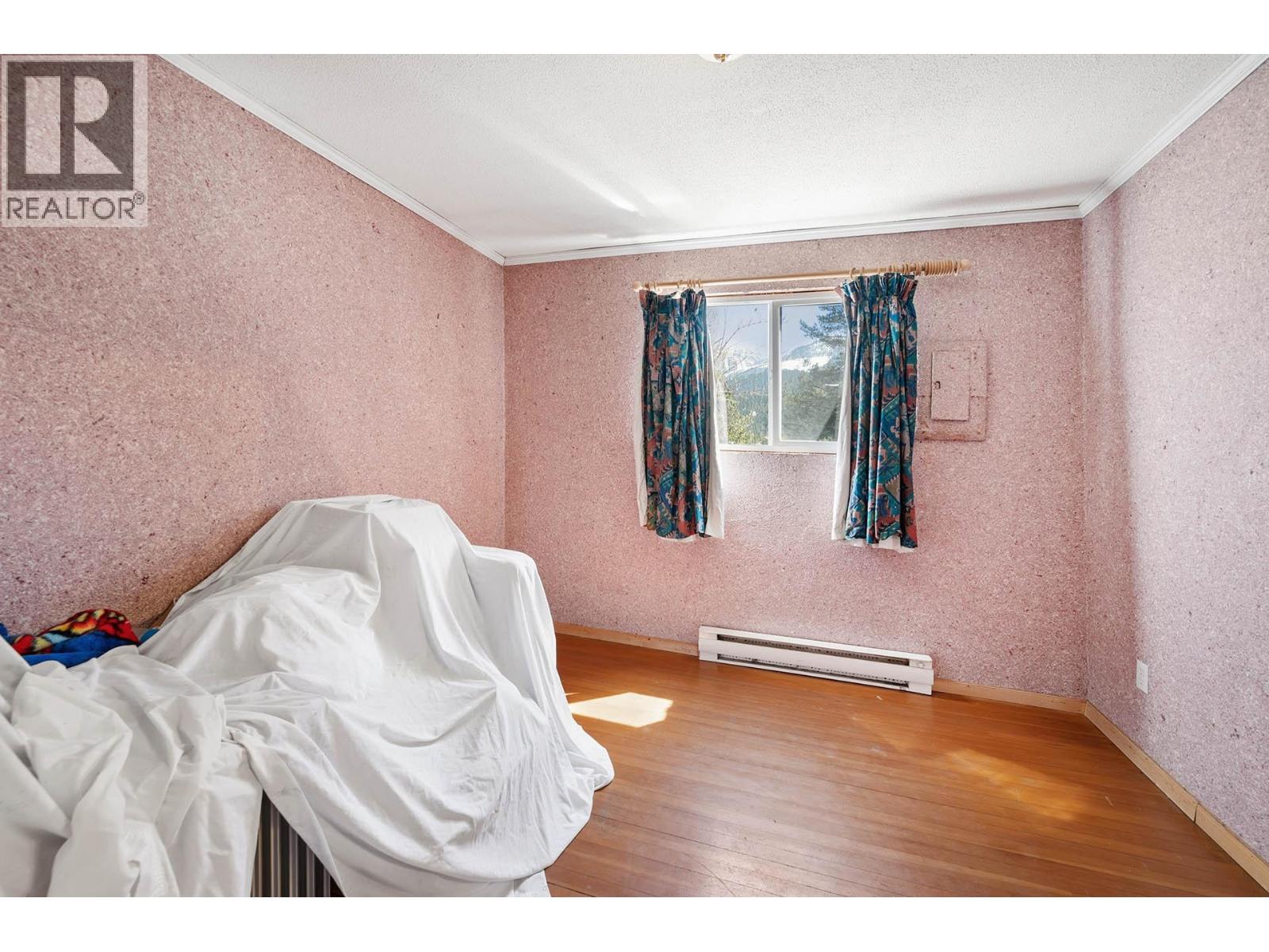 817 Main Street, Blue River, British Columbia  V0E 1J0 - Photo 13 - 10363269