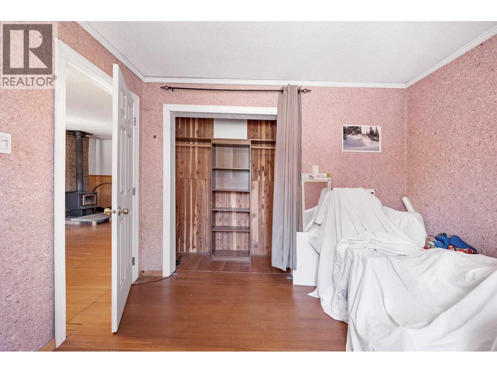 817 Main Street, Blue River, British Columbia  V0E 1J0 - Photo 12 - 10363269