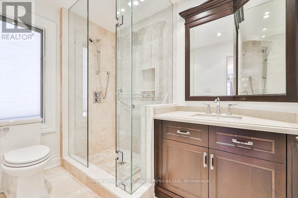 24 Raymar Place, Oakville, Ontario  L6J 6M1 - Photo 33 - W12412801