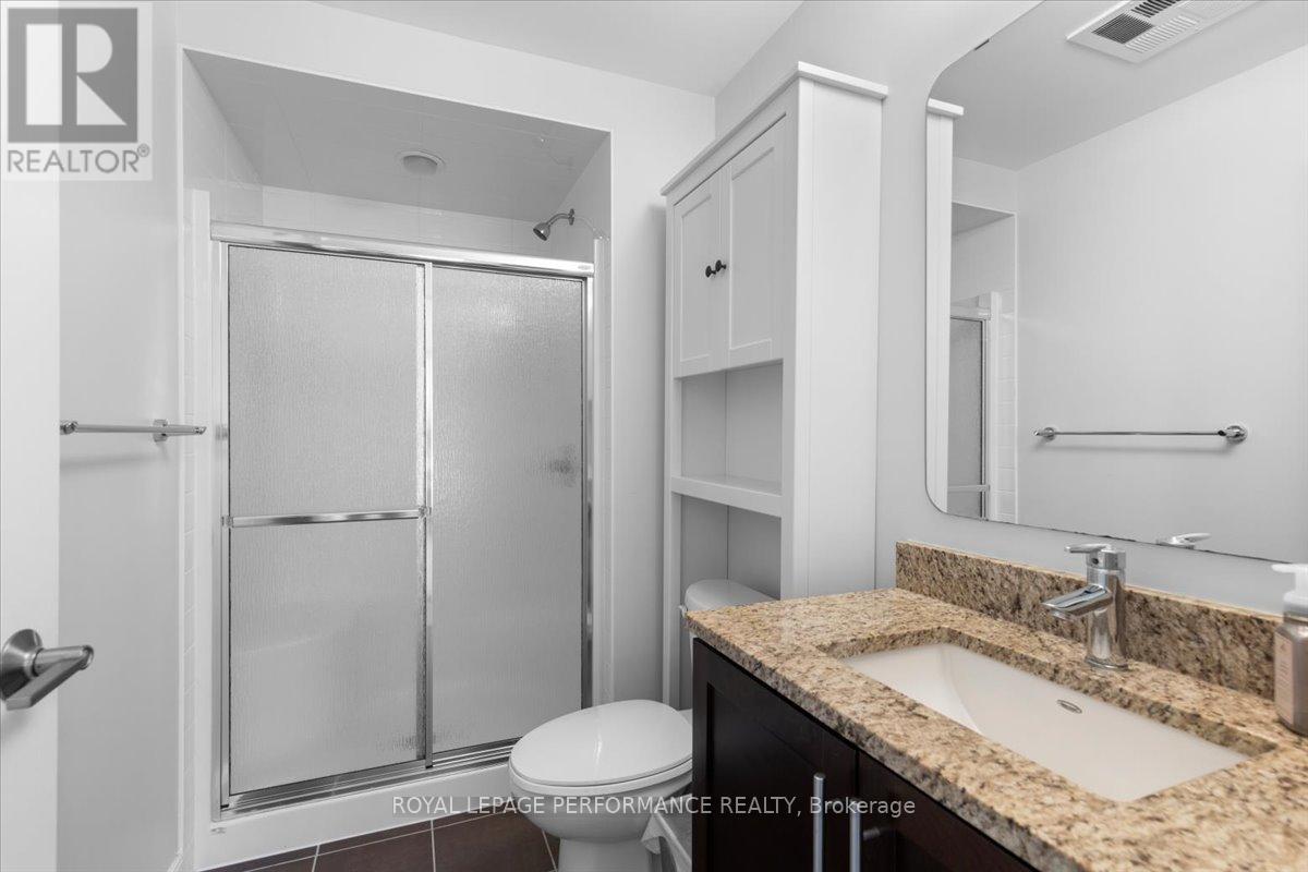 213 - 238 Besserer Street, Ottawa, Ontario  K1N 6B1 - Photo 10 - X12412778