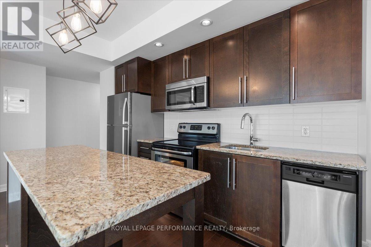 213 - 238 Besserer Street, Ottawa, Ontario  K1N 6B1 - Photo 6 - X12412778