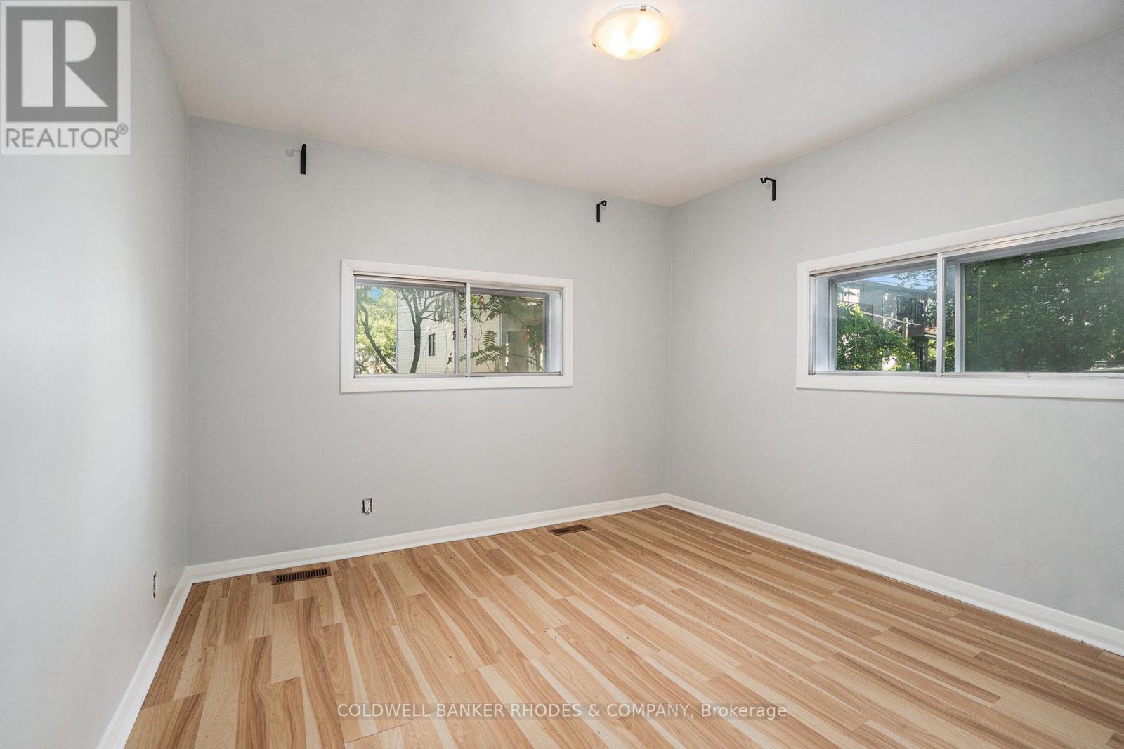 309 Picton Avenue, Ottawa, Ontario  K1Z 6V4 - Photo 18 - X12412789