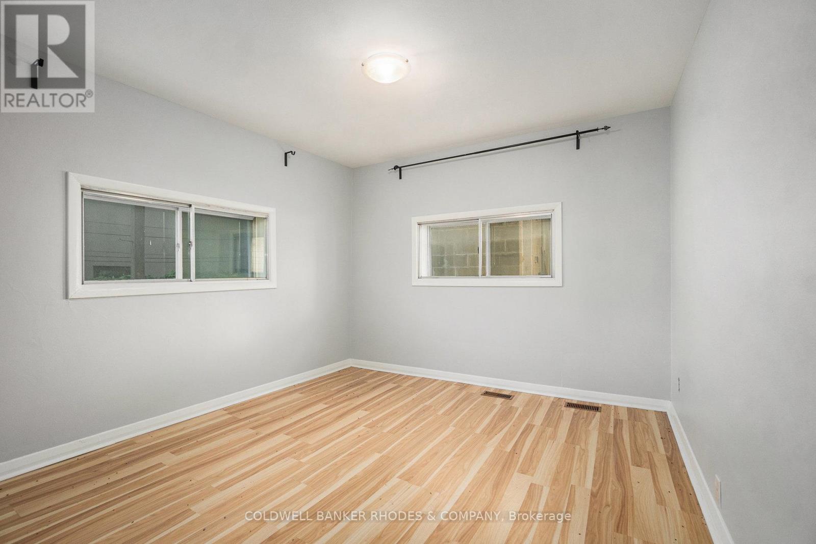 309 Picton Avenue, Ottawa, Ontario  K1Z 6V4 - Photo 19 - X12412789