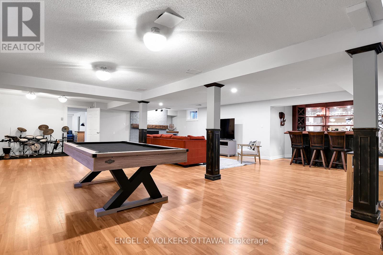 102 Delaney Drive, Ottawa, Ontario  K0A 1L0 - Photo 21 - X12412815