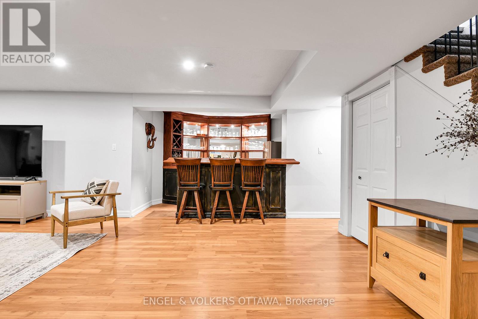 102 Delaney Drive, Ottawa, Ontario  K0A 1L0 - Photo 22 - X12412815