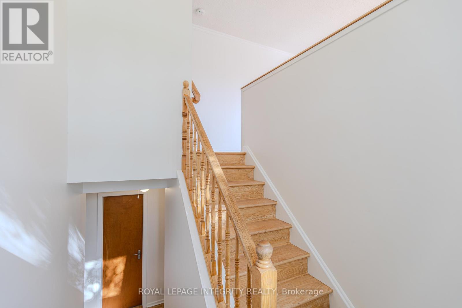 135 Desmond Avenue, Ottawa, Ontario  K2L 1E8 - Photo 6 - X12412817