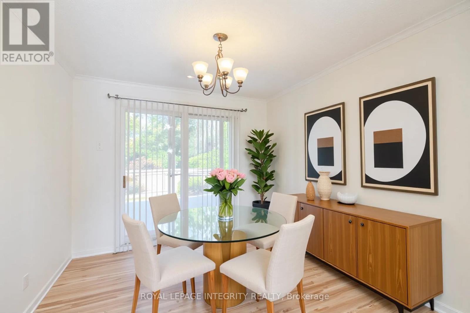 135 Desmond Avenue, Ottawa, Ontario  K2L 1E8 - Photo 8 - X12412817