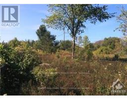 49 RIDEAU AVENUE N, Smiths Falls, Ontario