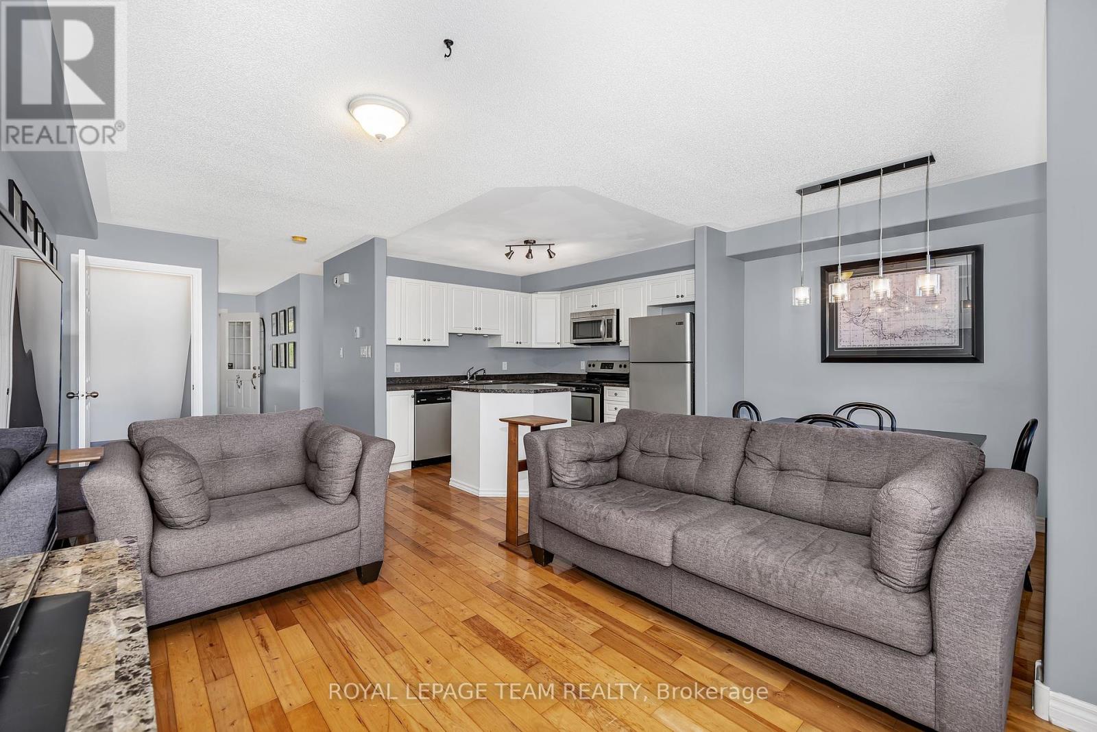 111 Raina Way, North Grenville, Ontario  K0G 1J0 - Photo 10 - X12412860