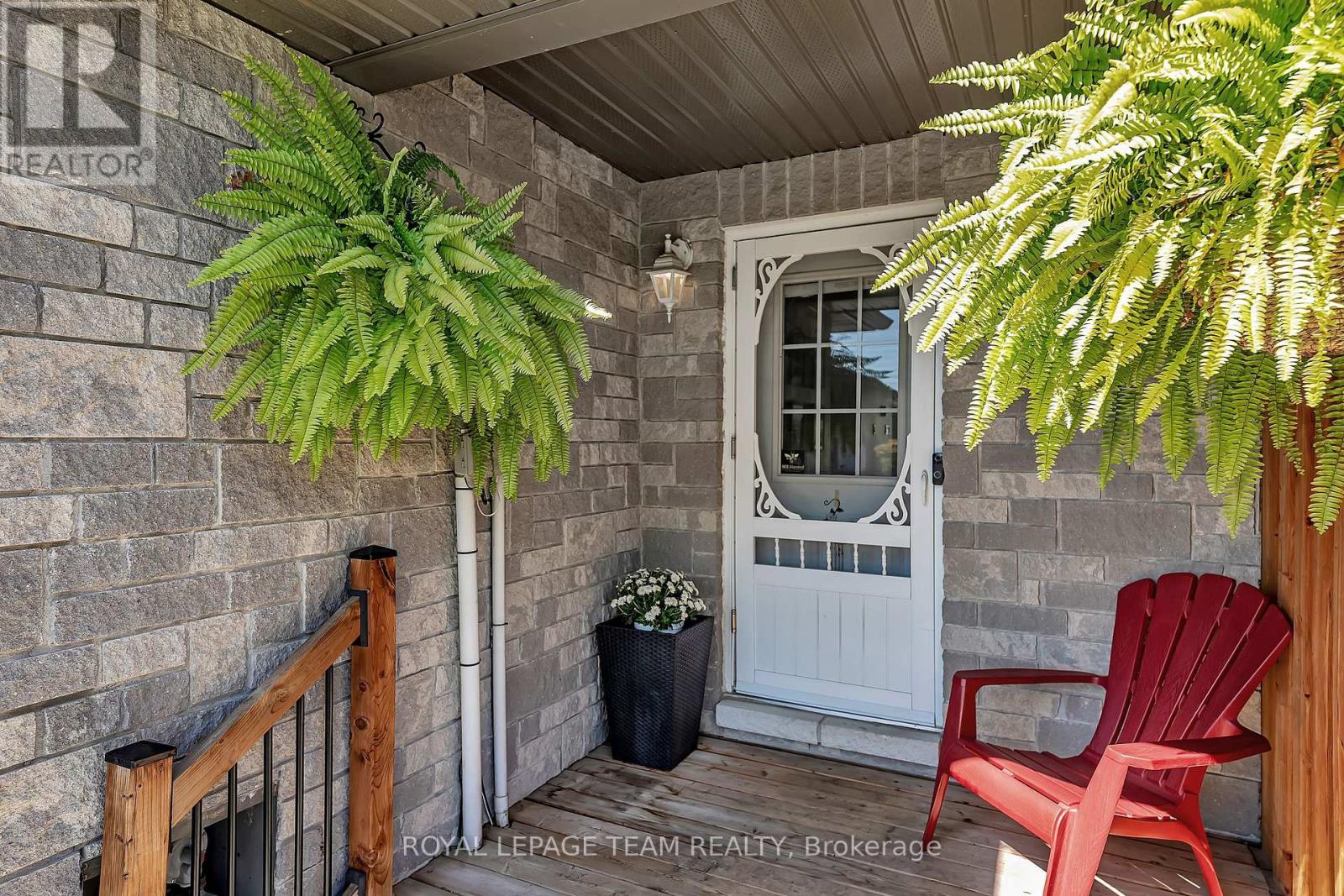 111 Raina Way, North Grenville, Ontario  K0G 1J0 - Photo 4 - X12412860