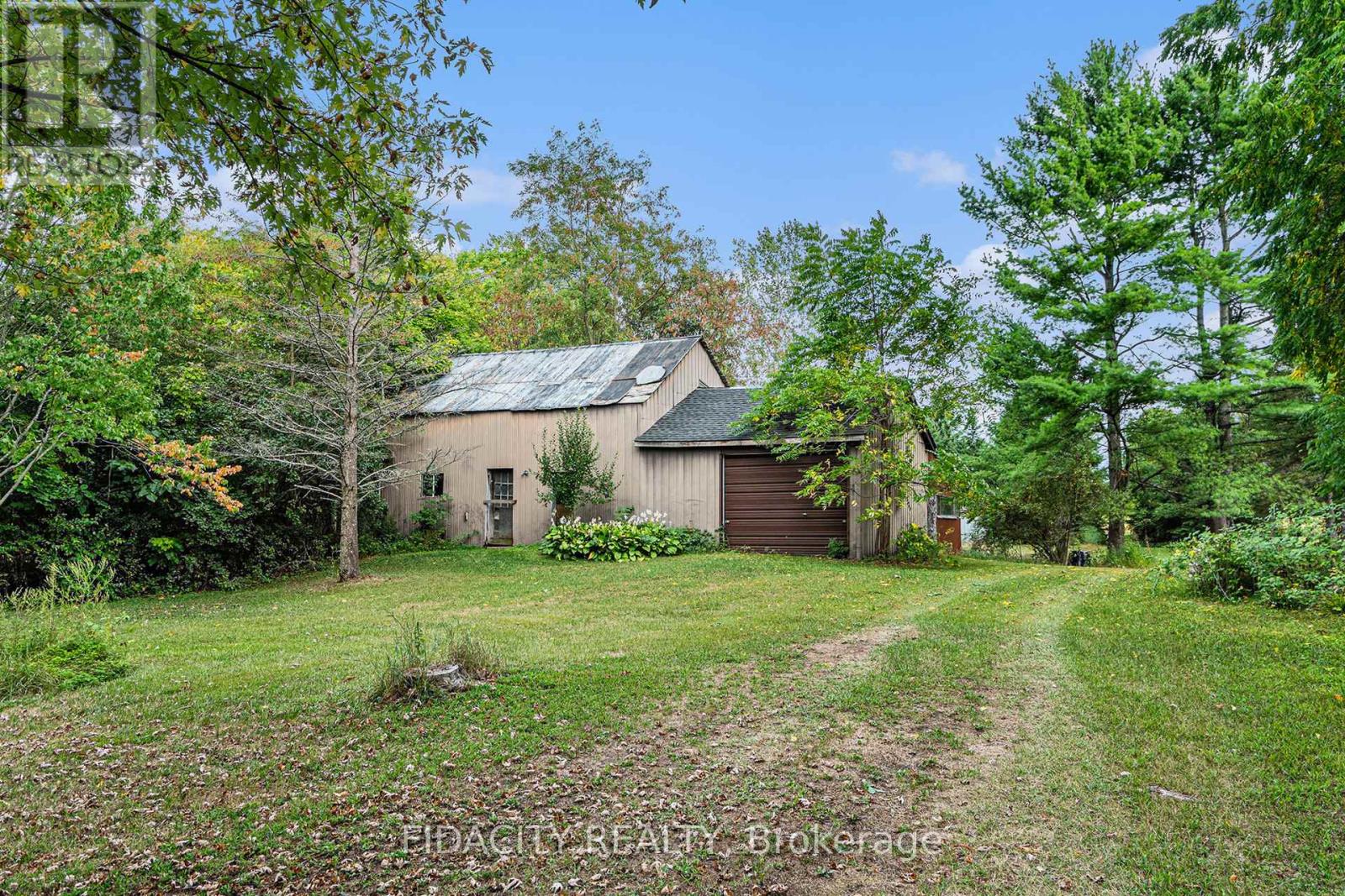 1910 Beach Road, North Grenville, Ontario  K0G 1S0 - Photo 45 - X12412876