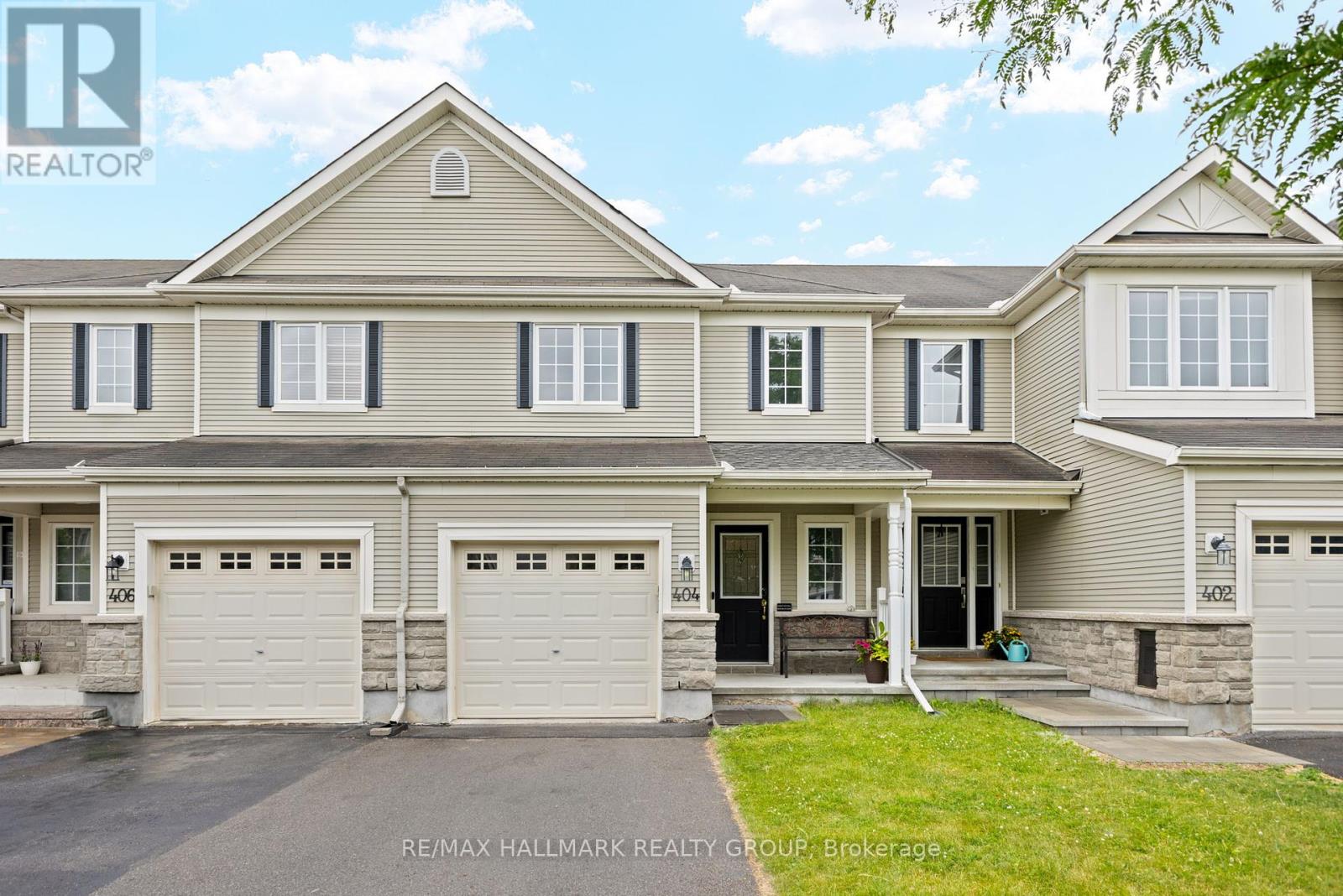 404 WISTERIA CRESCENT, Ottawa, Ontario