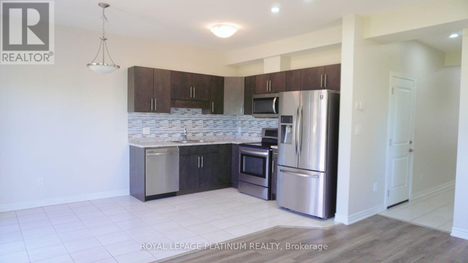 32 Sunflower Place, Welland, Ontario  L3B 5N8 - Photo 10 - X12412518
