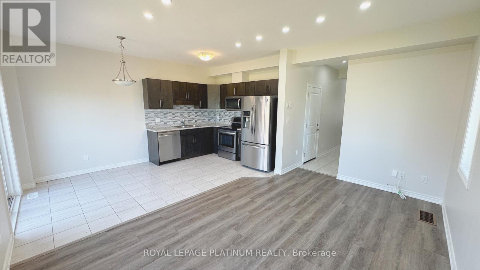 32 Sunflower Place, Welland, Ontario  L3B 5N8 - Photo 11 - X12412518