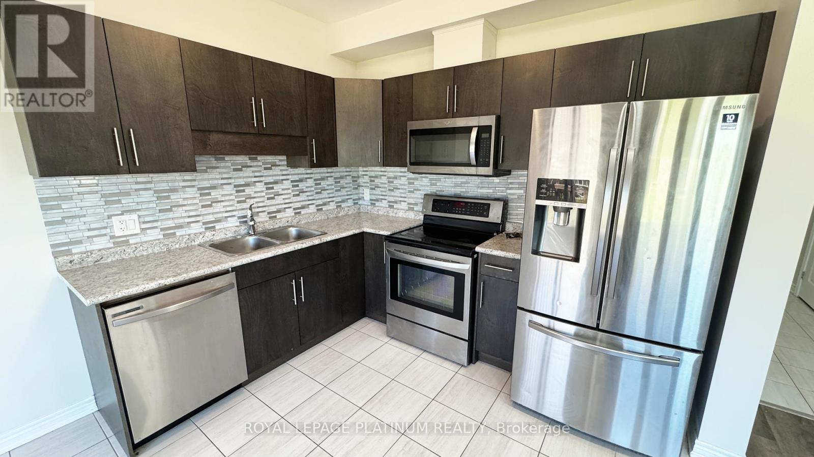 32 Sunflower Place, Welland, Ontario  L3B 5N8 - Photo 12 - X12412518