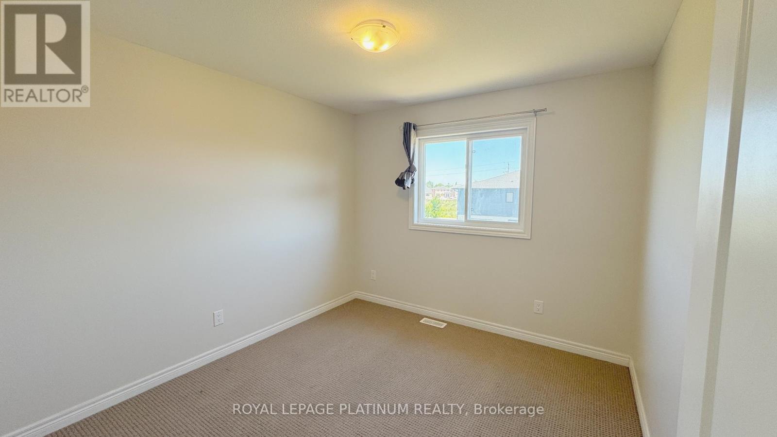 32 Sunflower Place, Welland, Ontario  L3B 5N8 - Photo 27 - X12412518