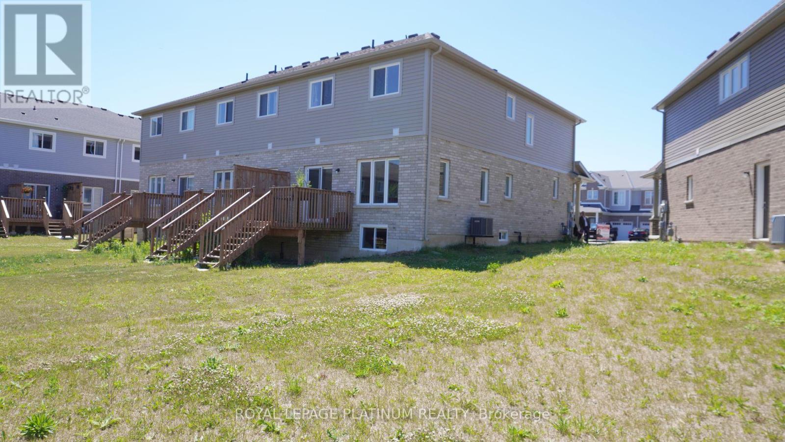 32 Sunflower Place, Welland, Ontario  L3B 5N8 - Photo 35 - X12412518