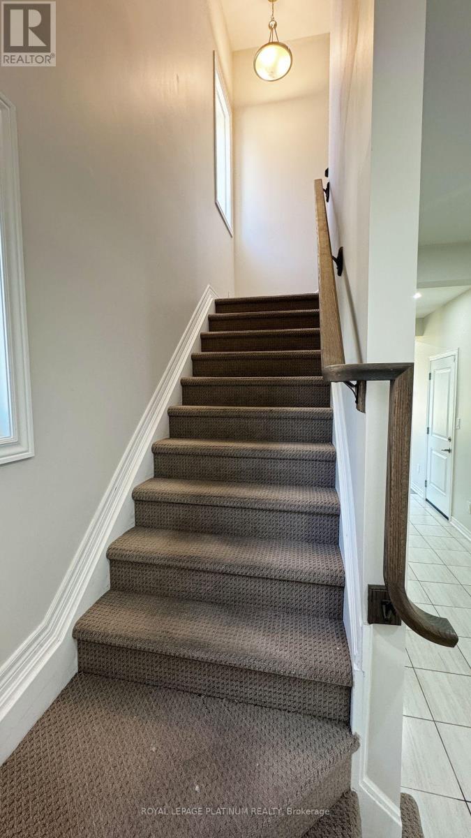 32 Sunflower Place, Welland, Ontario  L3B 5N8 - Photo 6 - X12412518