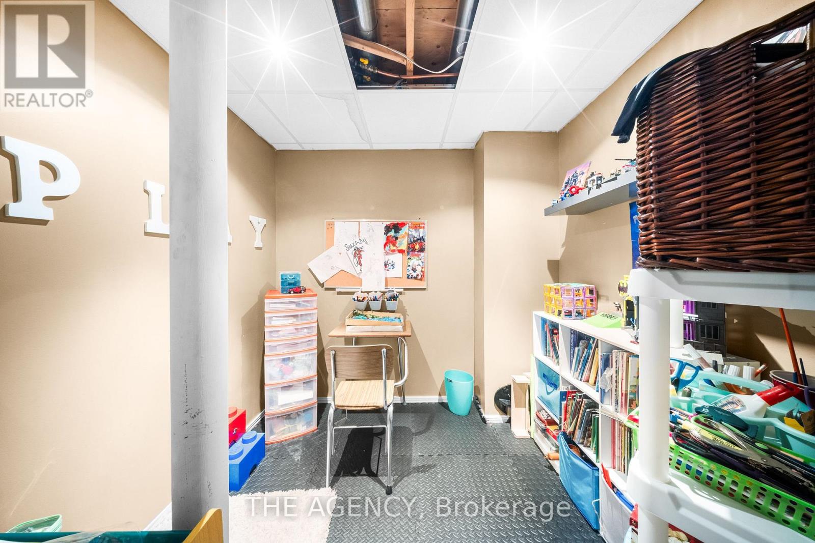 132 Blackburn Drive, Brantford, Ontario  N3T 6S2 - Photo 40 - X12412528