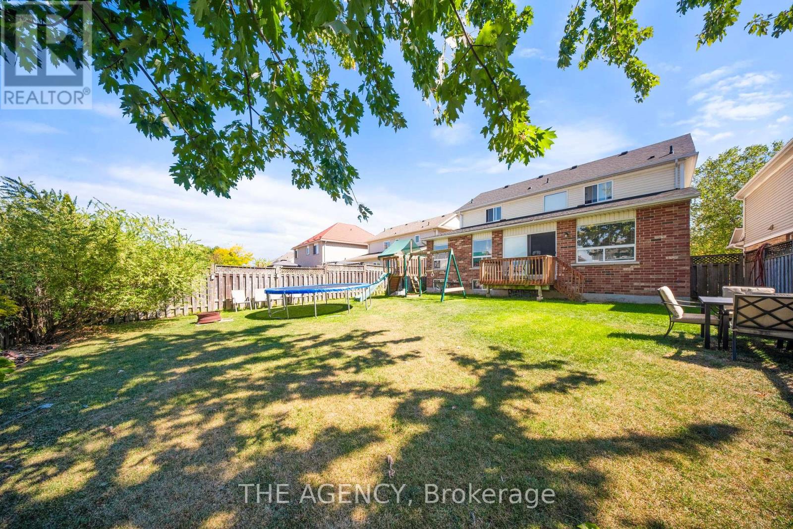 132 Blackburn Drive, Brantford, Ontario  N3T 6S2 - Photo 47 - X12412528