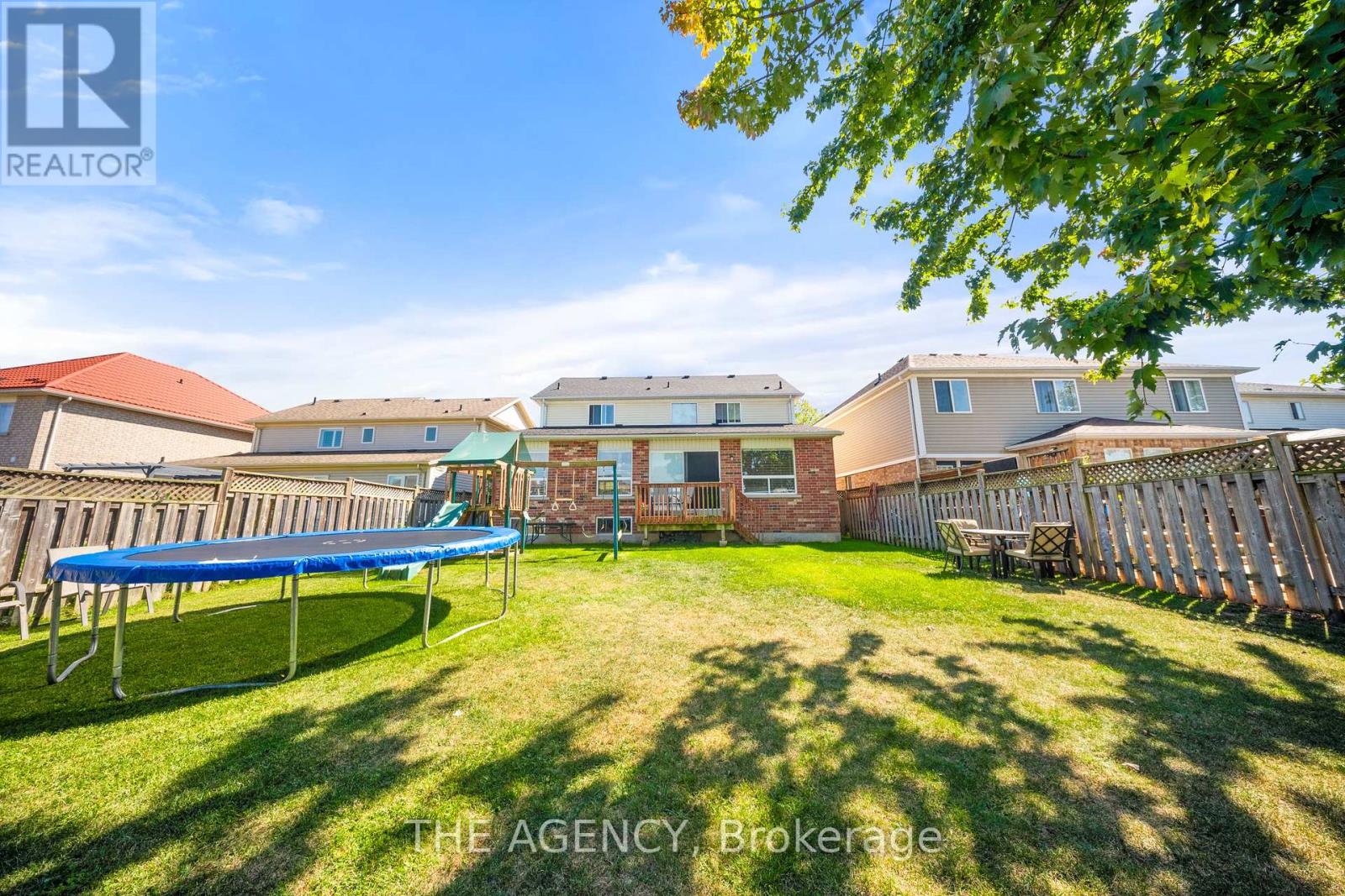 132 Blackburn Drive, Brantford, Ontario  N3T 6S2 - Photo 48 - X12412528