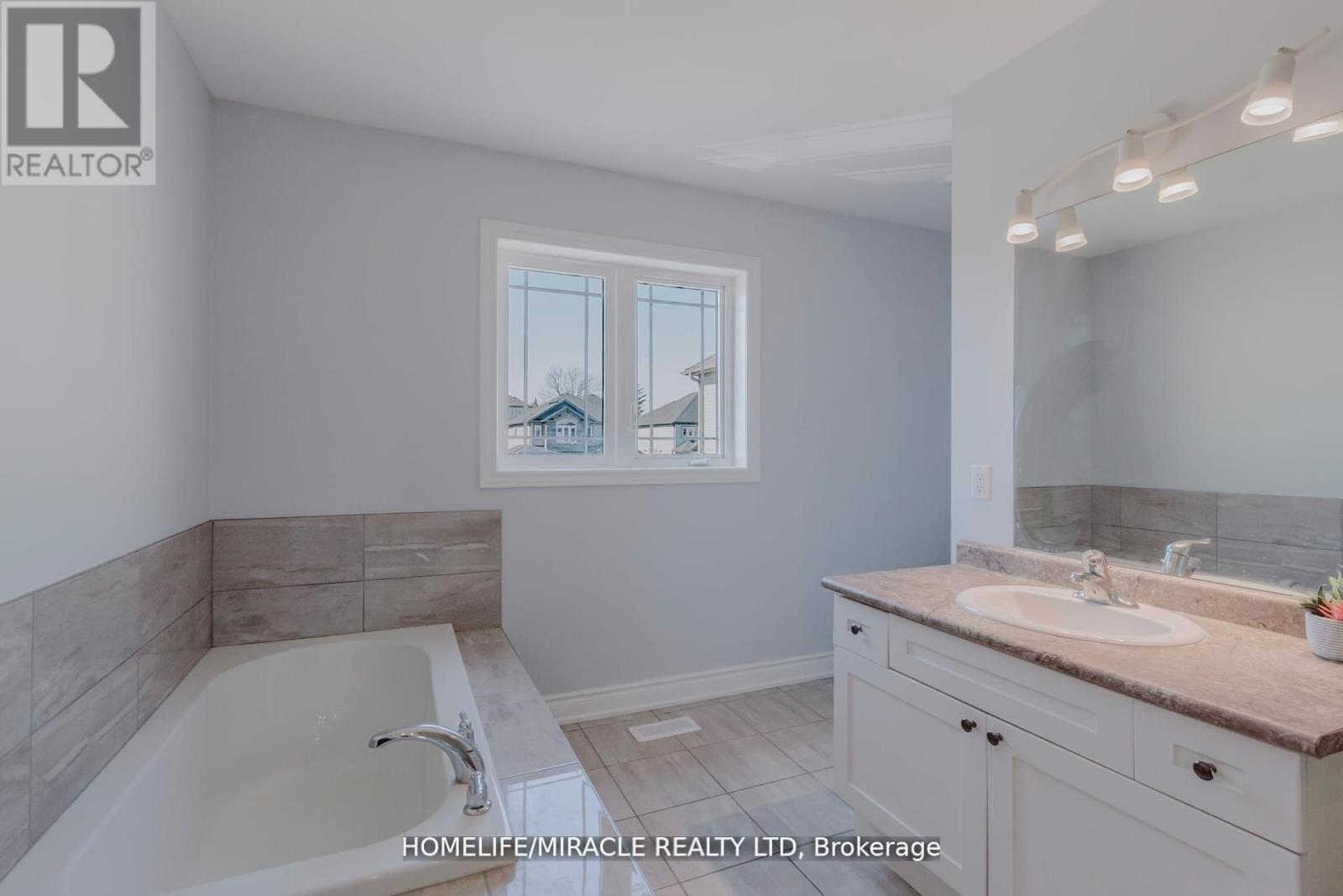 13 Brookfield Court, Ingersoll (Ingersoll - South), Ontario  N5C 0C4 - Photo 32 - X12412570