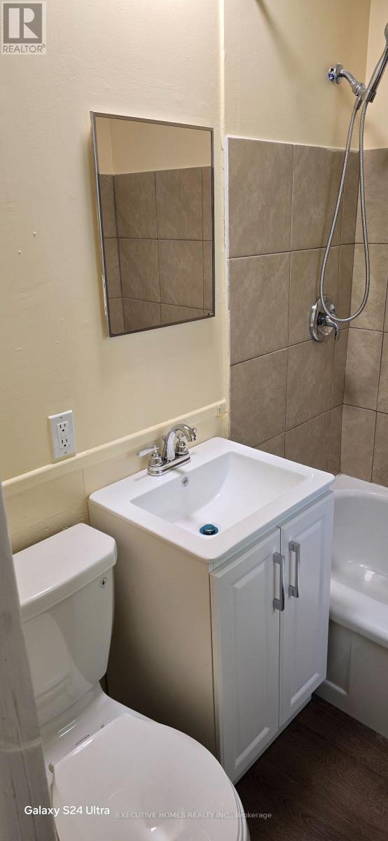 5176 Stanley Avenue, Niagara Falls, Ontario  L2E 5A4 - Photo 11 - X12412644